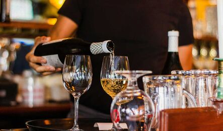 Jak vybrat sklenici na víno?